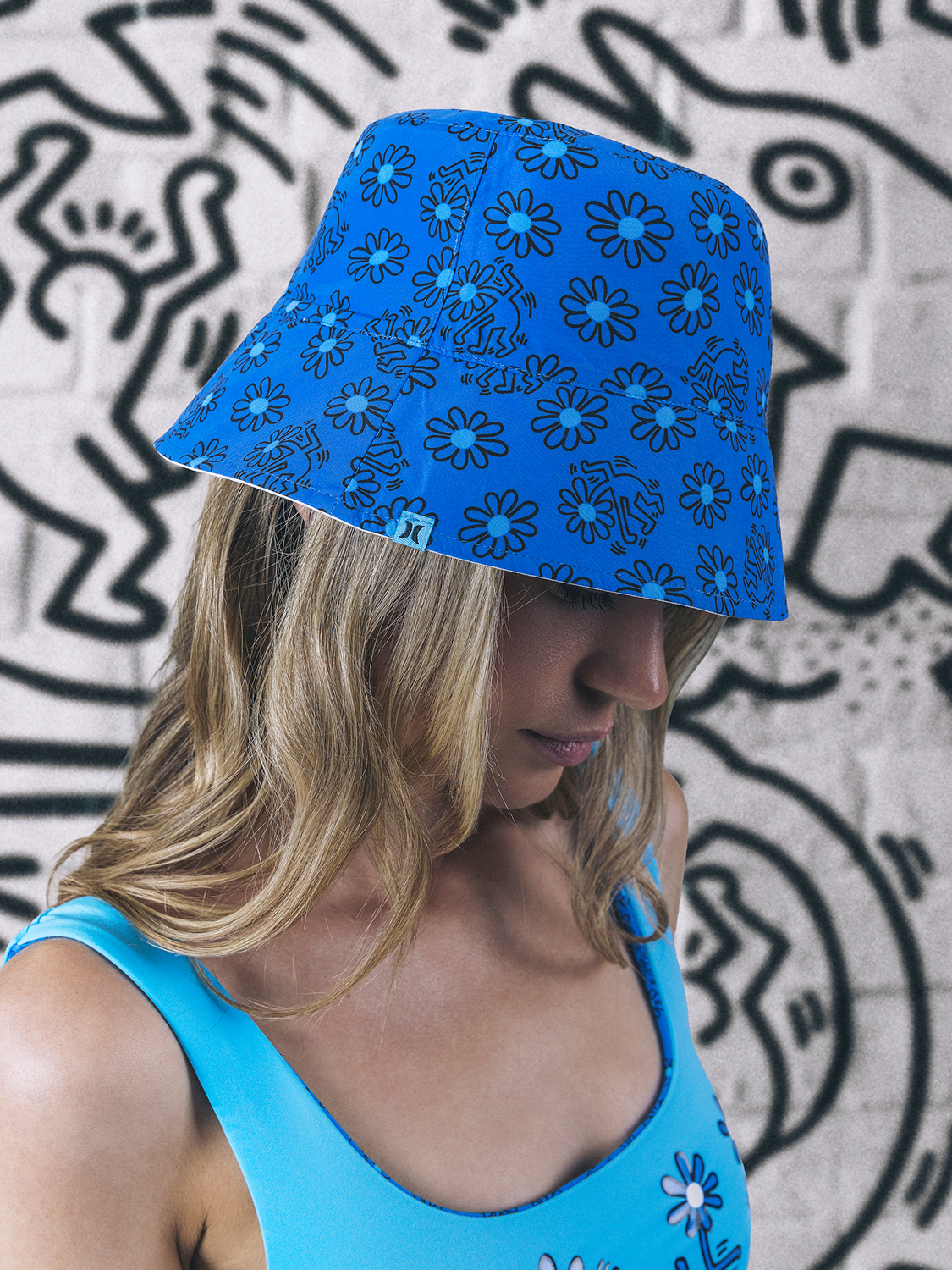 Hurley x Keith Haring Dancing Daisies Reversible Bucket Hat