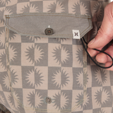 Phantom Naturals Tailgate 18"