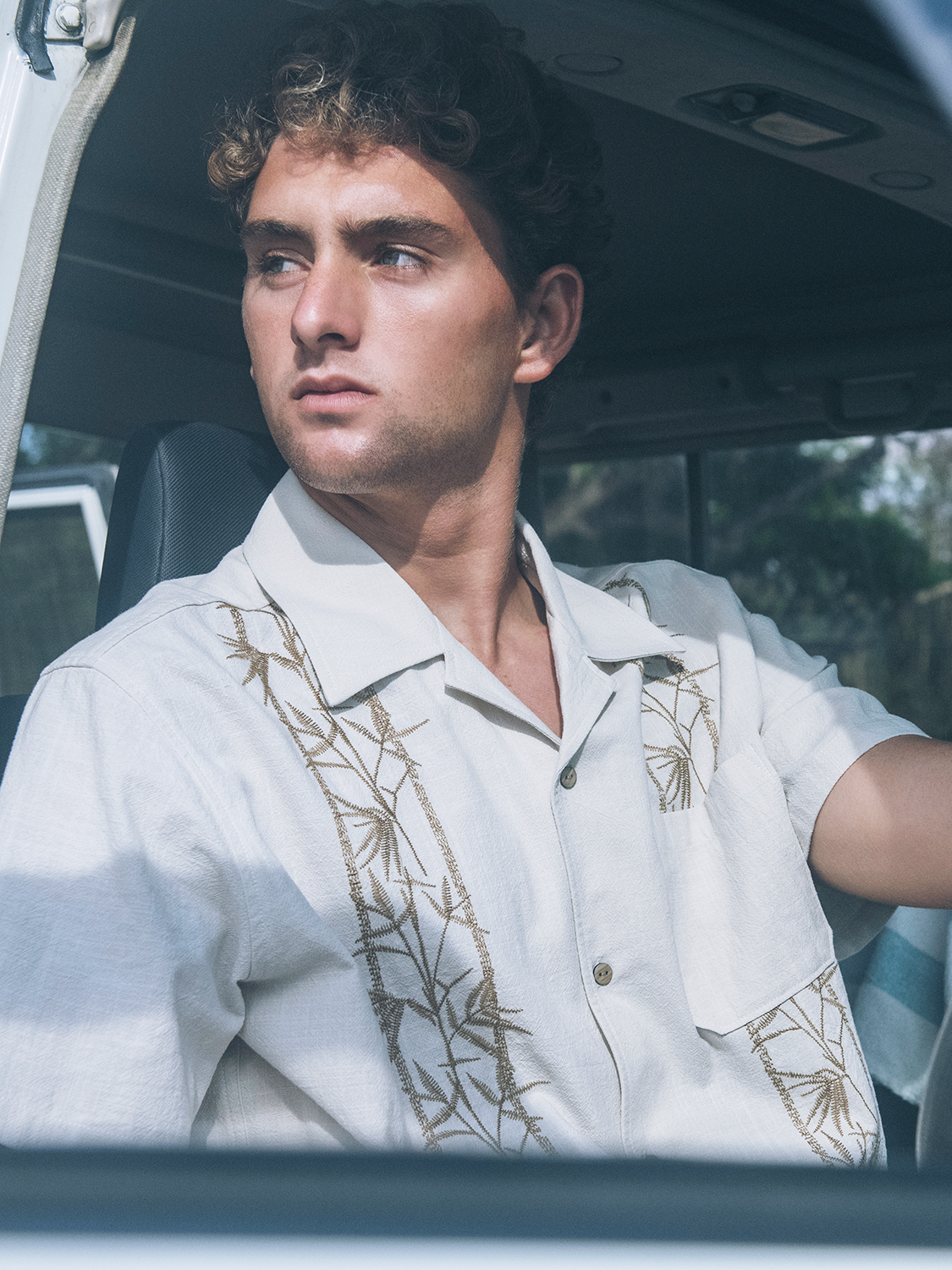 Sano Camp Embroidered Short Sleeve